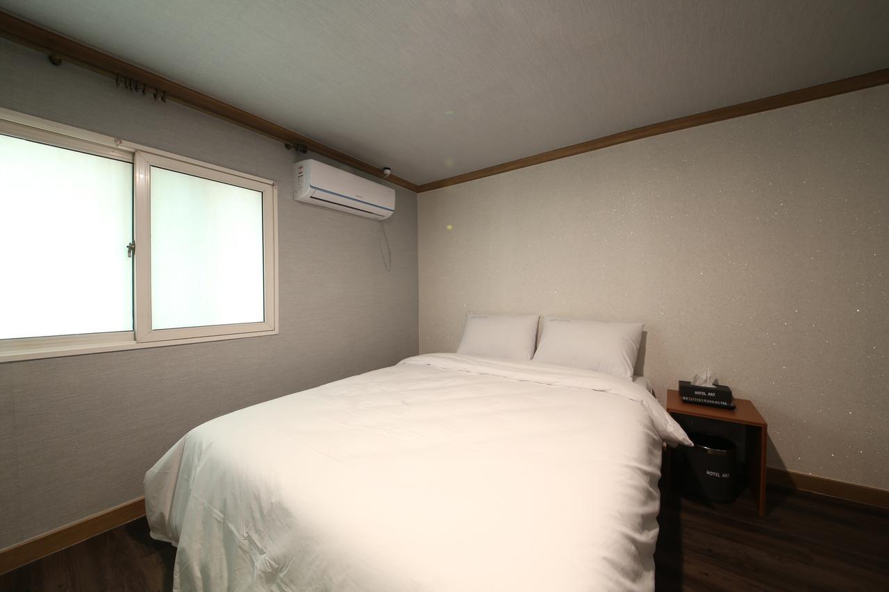 Art Hotel Gumi Eksteriør bilde