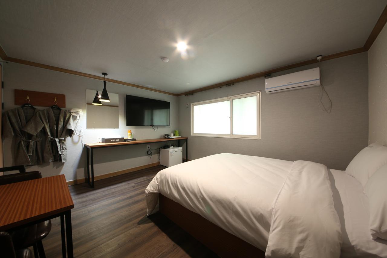 Art Hotel Gumi Eksteriør bilde